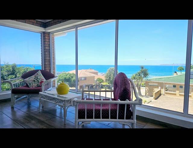 5 BEDROOM HOUSE FOR SALE IN REEBOK